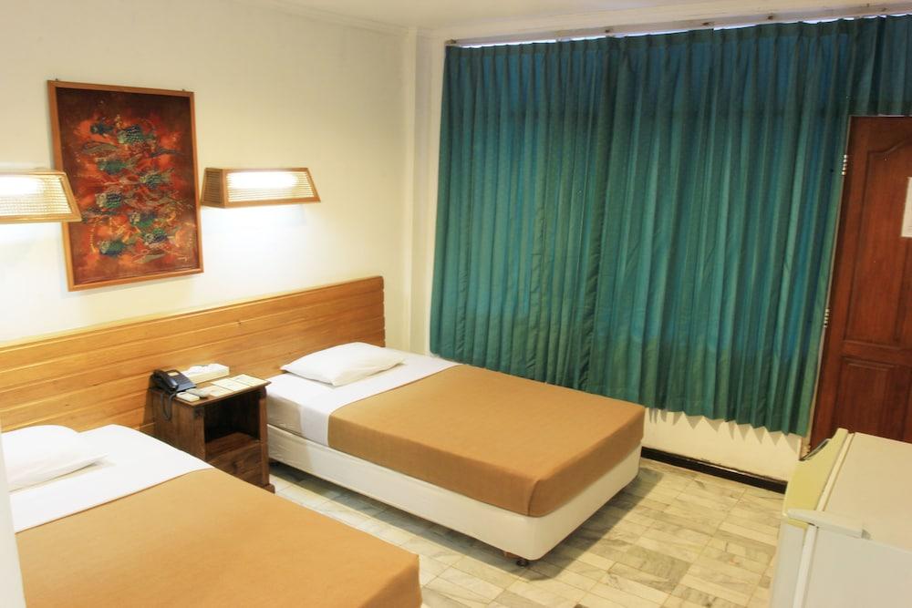 Hotel Karthi Kuta Kuta Lombok Dış mekan fotoğraf