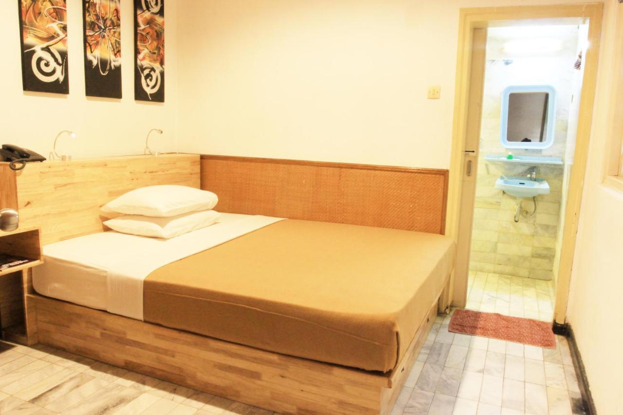 Hotel Karthi Kuta Kuta Lombok Dış mekan fotoğraf